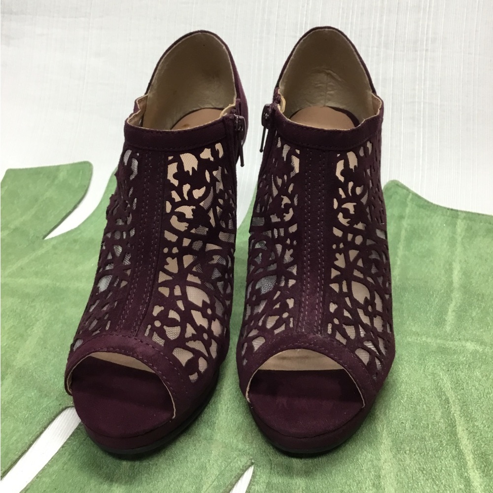 New Darling Burgundy Suede Heels